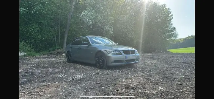 BMW 318I E90