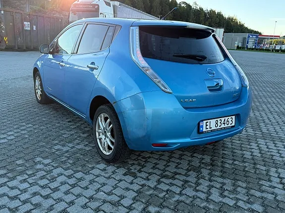Nissan Leaf 2012 photo 5