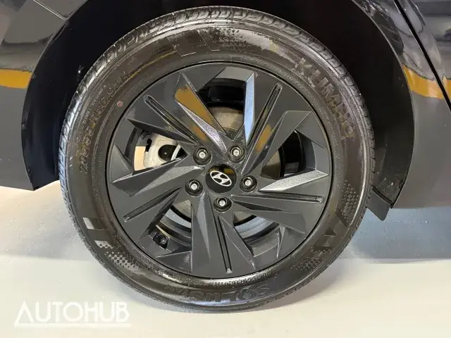 Hyundai Avante 2023 photo 4