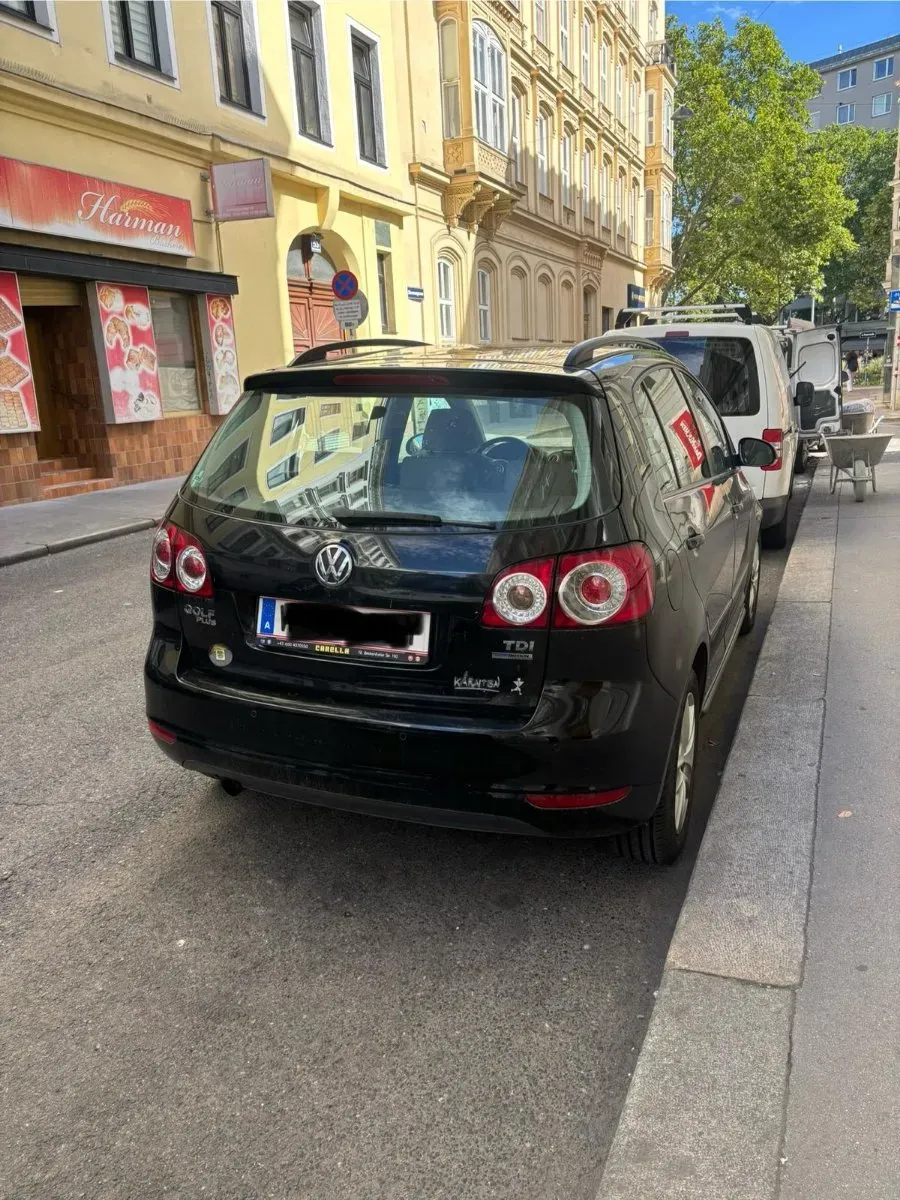 Volkswagen Golf Plus 2010 photo 2