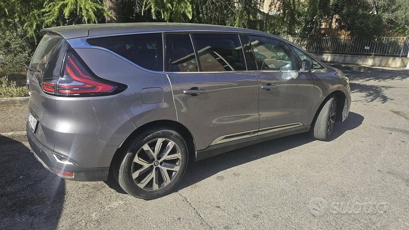 Renault Espace 2017 photo 4