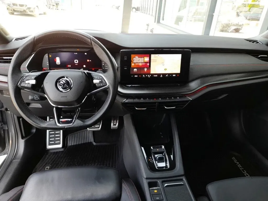 Skoda Octavia 2023 photo 3