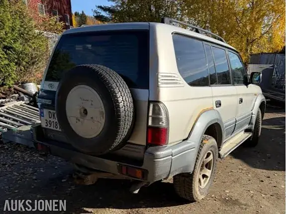 Toyota Land Cruiser 2002 photo 4
