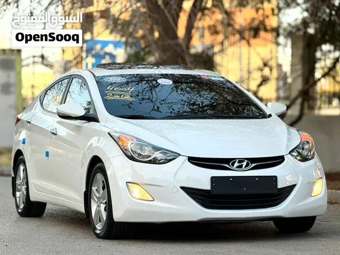 Hyundai Elantra 2012 photo 3