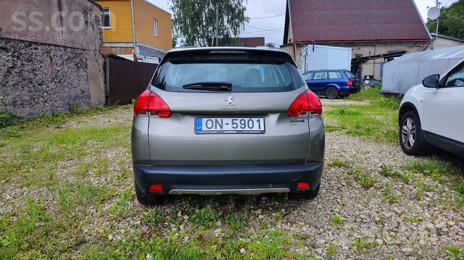 Peugeot 2008 2015 photo 3