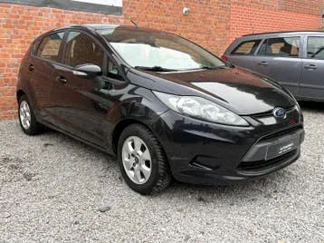 Ford Fiesta 2011 photo 2