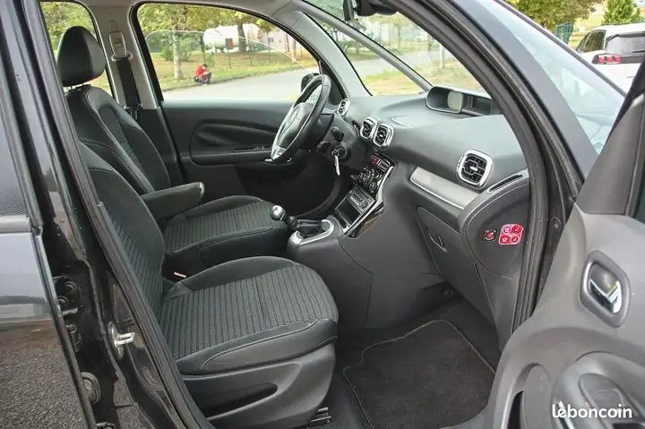 Citroen C3 Picasso 2011 photo 3