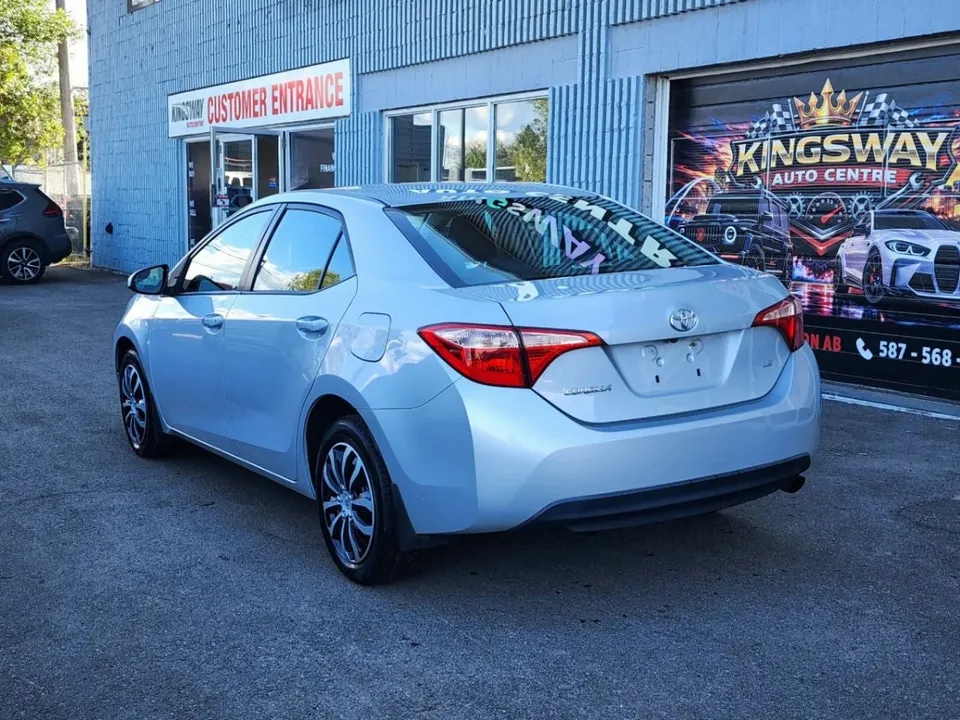Toyota Corolla 2017 photo 3