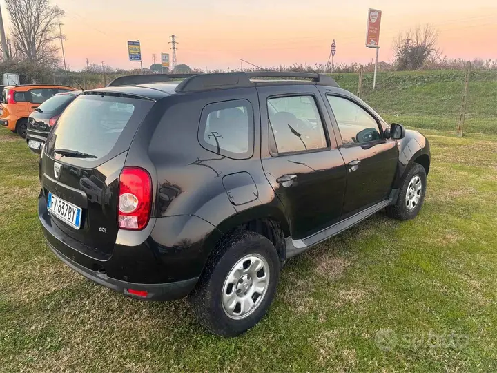 Dacia Duster 2011 photo 4
