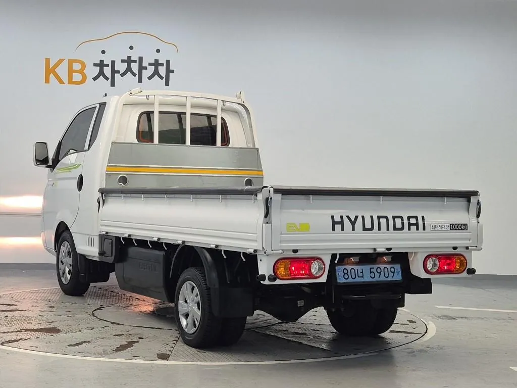 Hyundai Porter Ii 2023 photo 2