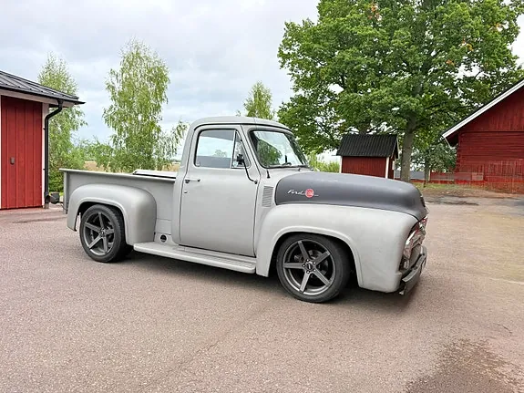 Ford F-100 1955 photo 2