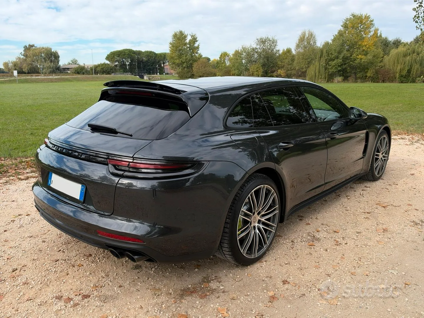Porsche Panamera 2019 photo 2