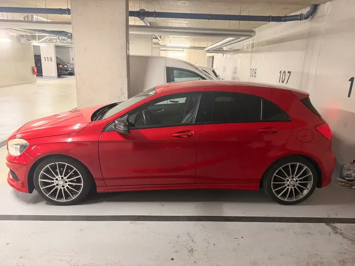 Mercedes-Benz A-Class 2014 photo 3