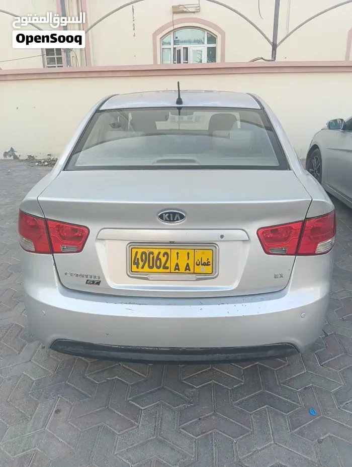 Kia Cerato 2011 photo 4