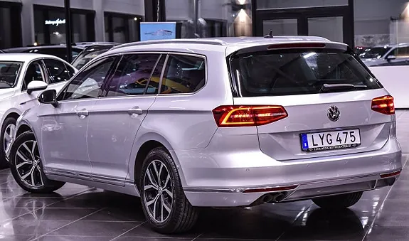 Volkswagen Passat 2016 photo 2