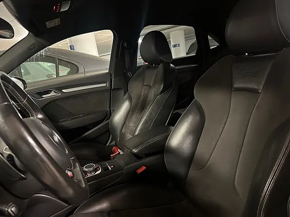 Audi S3 2015 photo 5