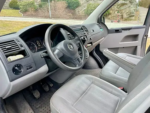 Volkswagen Transporter 2015 photo 3