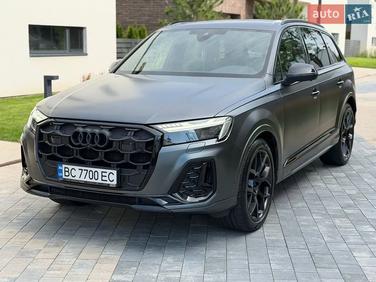 Audi Q7 2024 photo 2