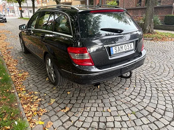 Mercedes-Benz C220 2010 photo 4