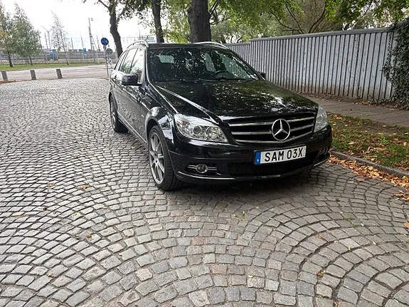 Mercedes-Benz C220