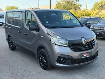 Renault Trafic 2015 photo 2