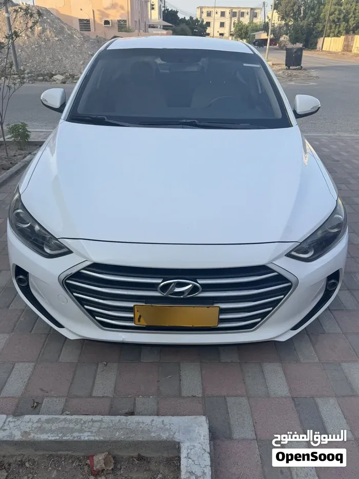 Hyundai Elantra 2018 photo 2