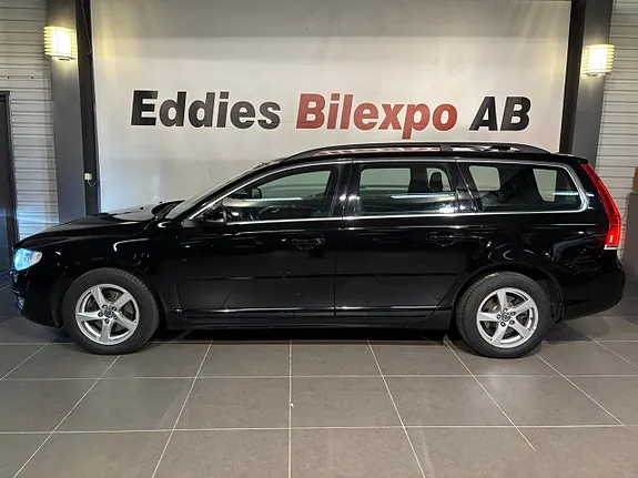 Volvo V70 2015 photo 2