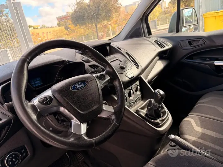 Ford Transit Connect 2017 photo 5
