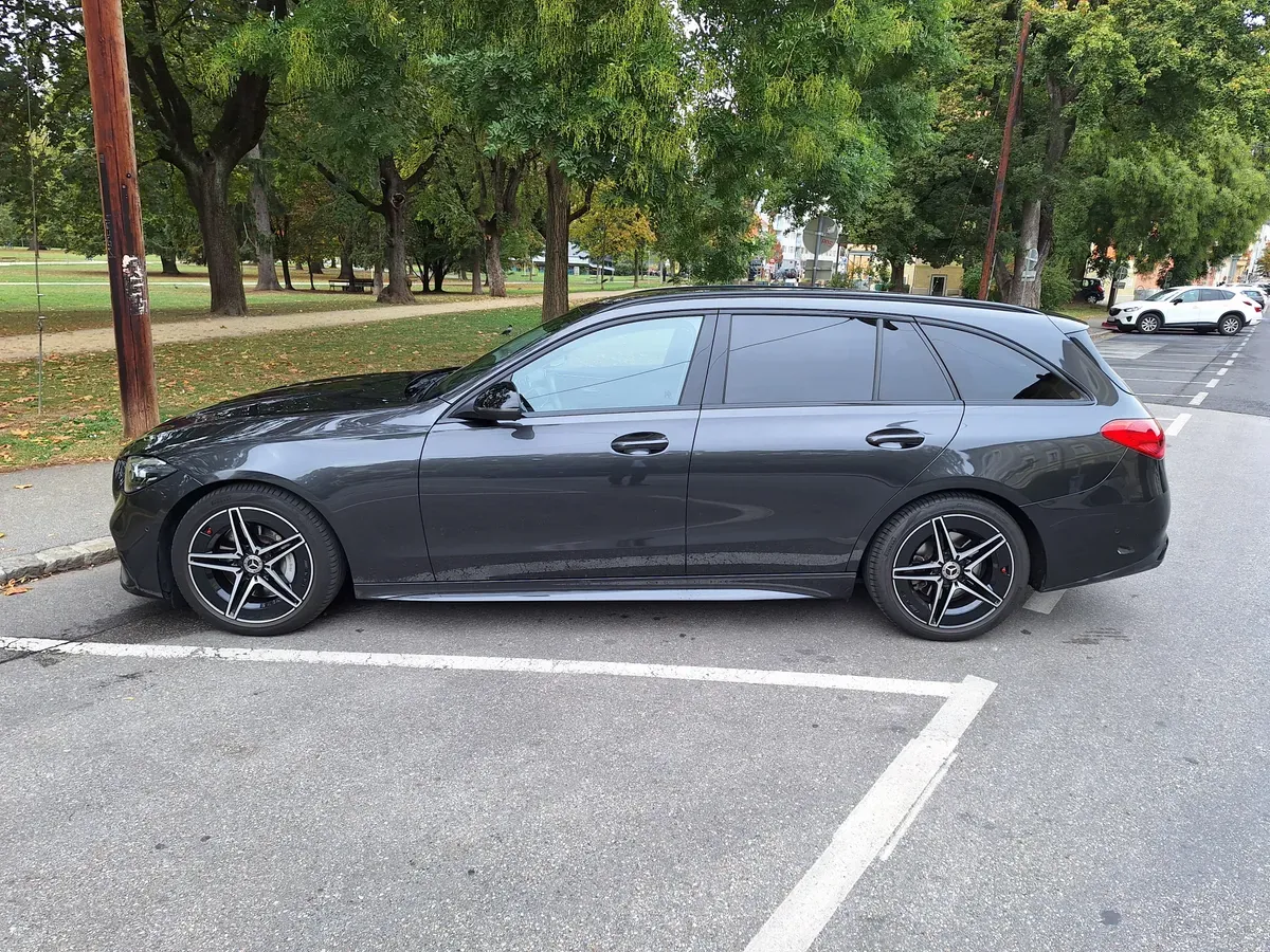 Mercedes-Benz C-Class 2022 photo 3