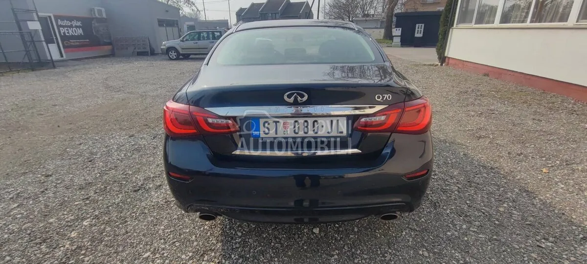 Infiniti Q70 2017 photo 4