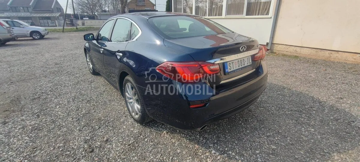 Infiniti Q70 2017 photo 3