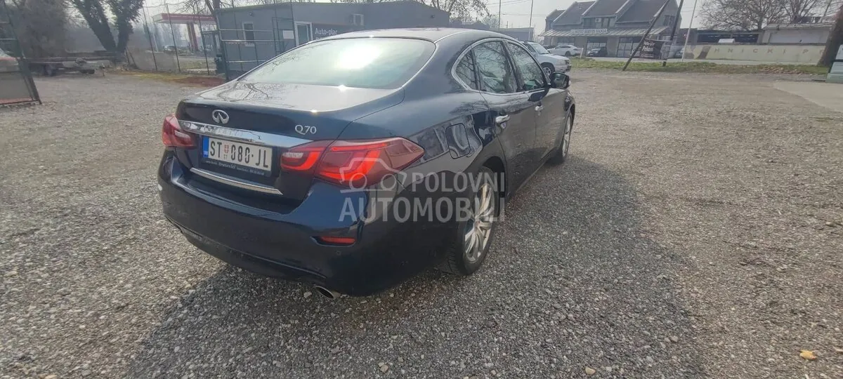 Infiniti Q70 2017 photo 5