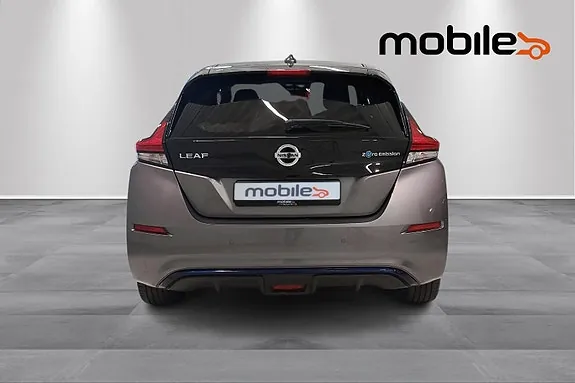 Nissan Leaf 2021 photo 4