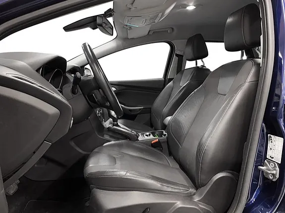 Ford Focus 2011 photo 3