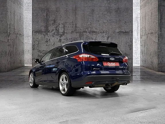 Ford Focus 2011 photo 2