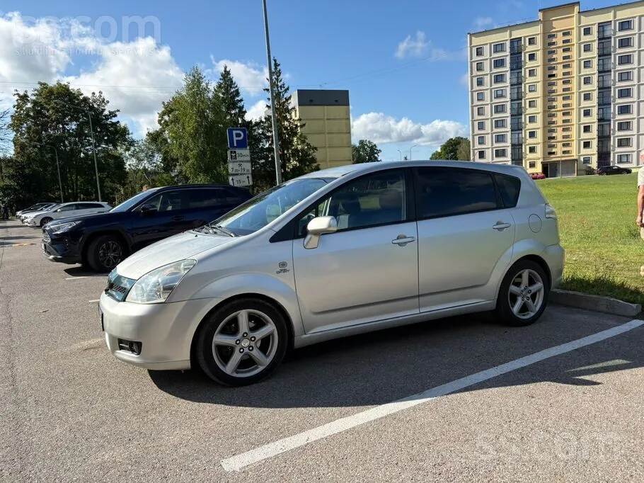 Toyota Corolla Verso 2005 photo 4