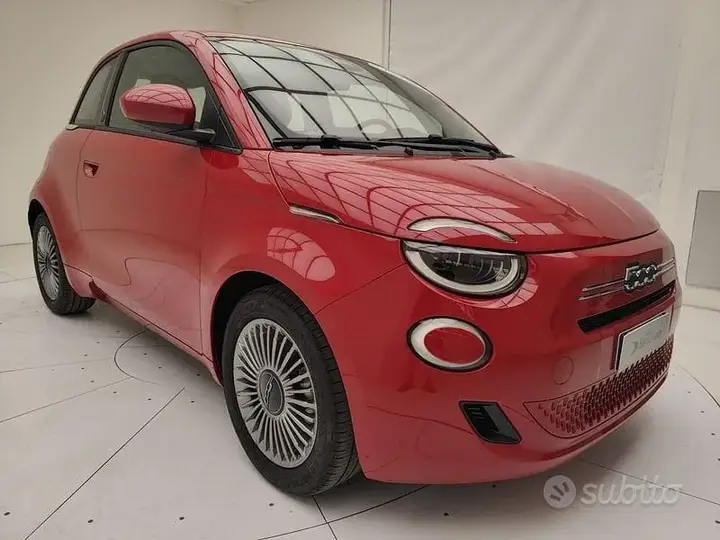 Fiat 500 Hybrid 2025 photo 3