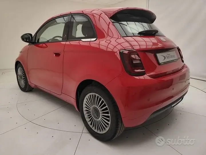 Fiat 500 Hybrid 2025 photo 4