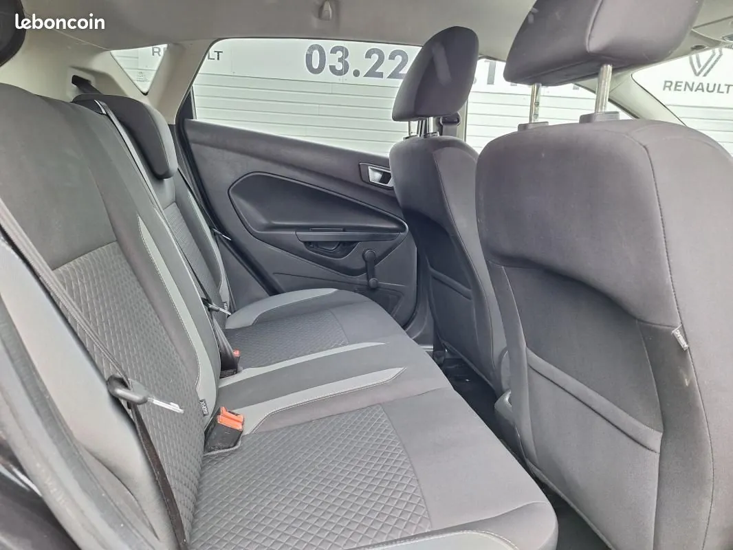 Ford Fiesta 2015 photo 3