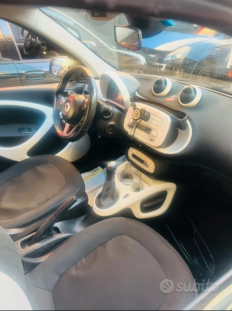 Smart Forfour 2015 photo 4