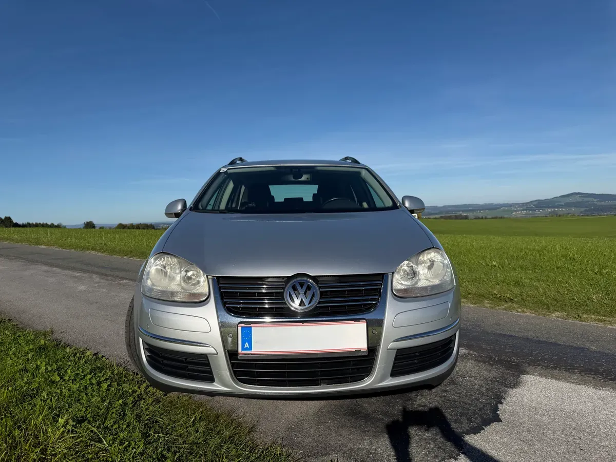 Volkswagen Golf 2009 photo 3