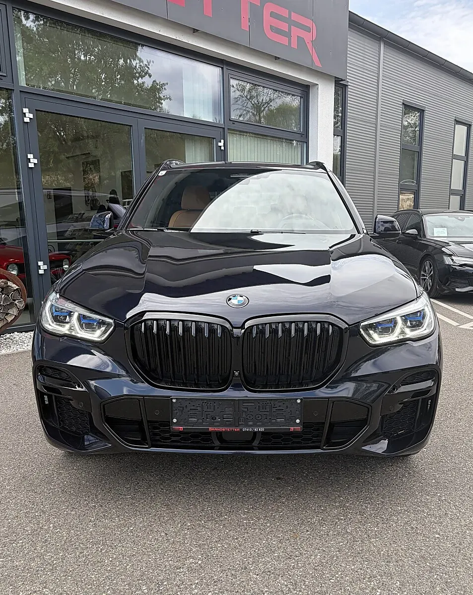 BMW X5 2022 photo 2
