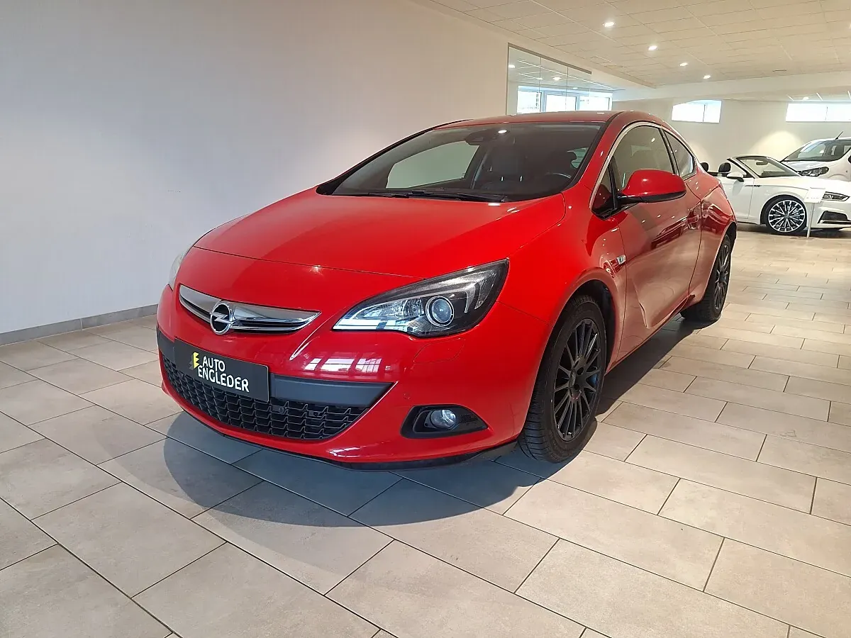 Opel Astra 2012 photo 2