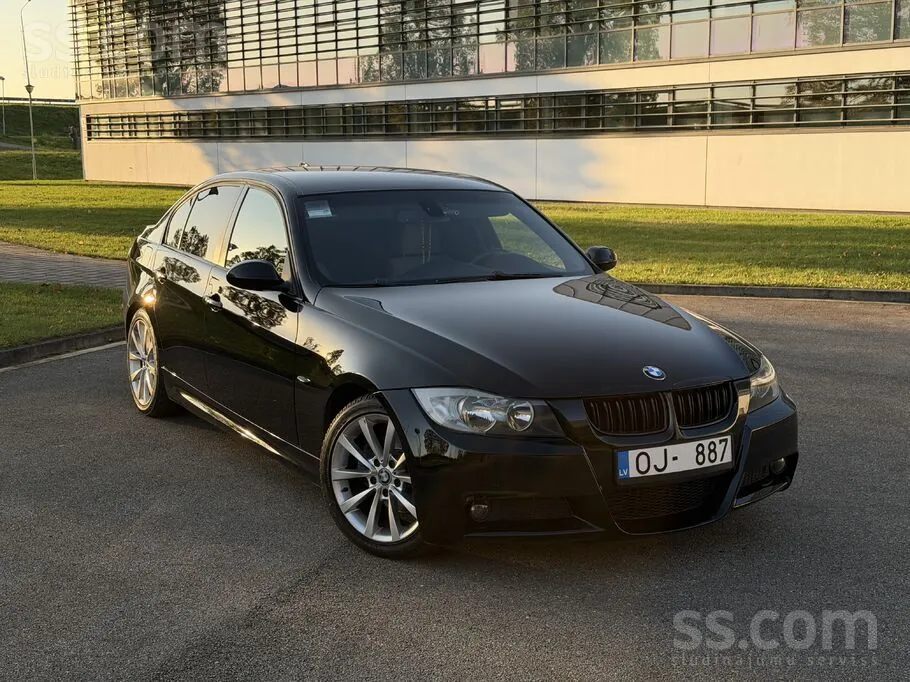 BMW 320 2005 photo 2