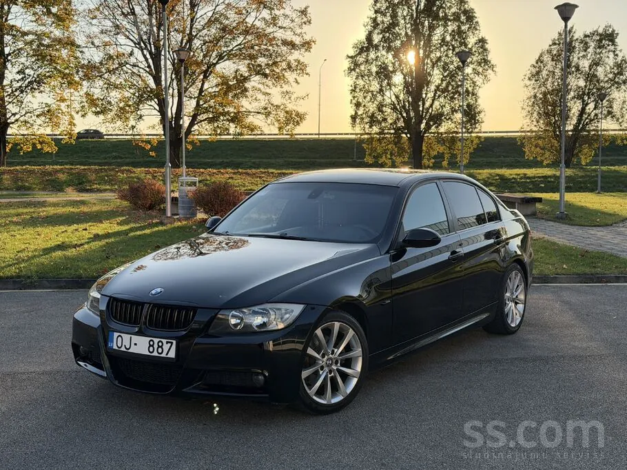 BMW 320