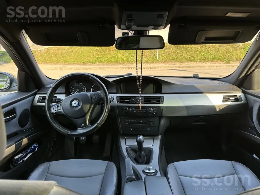 BMW 320 2005 photo 5