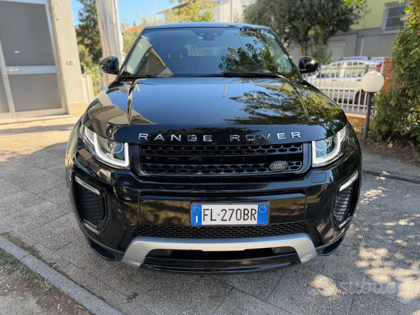 Land Rover Range Rover Evoque 2018 photo 4