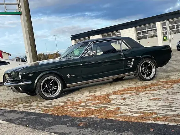 Ford Mustang 1966 photo 4