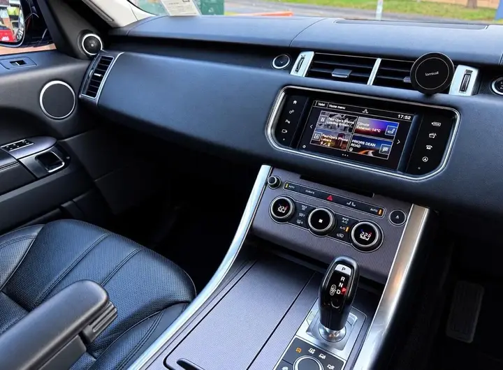 Land Rover Range Rover Sport 2016 photo 5