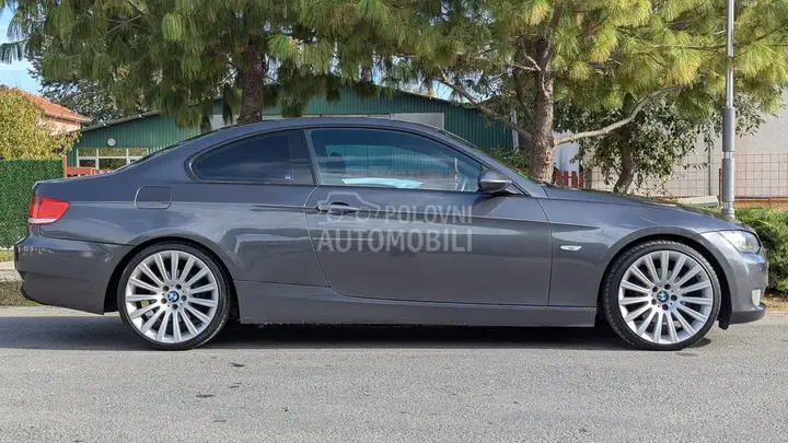 BMW 320 2008 photo 4